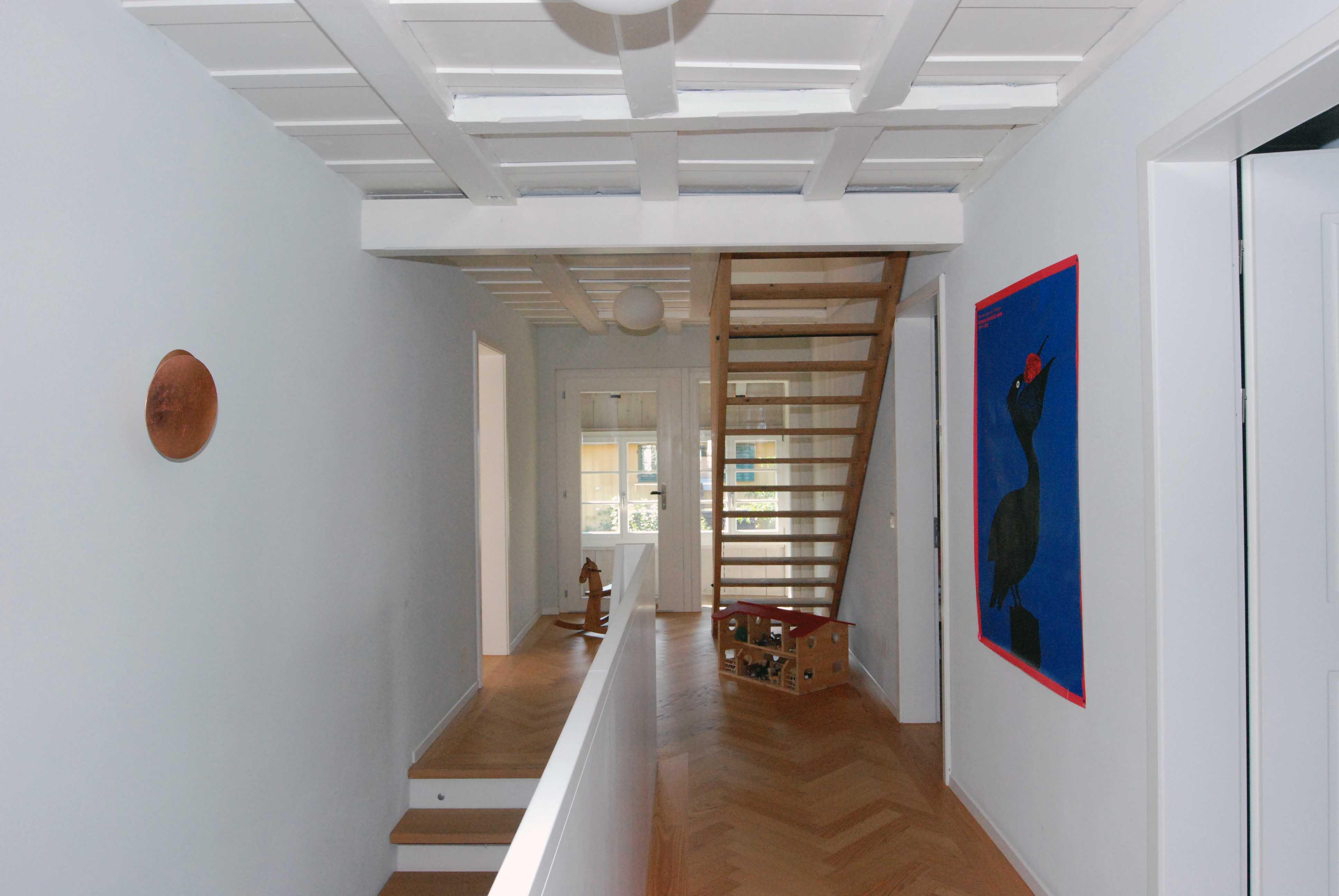 Architektur-Reportage Derendingen Elsässli: Blick auf die zwei Treppen