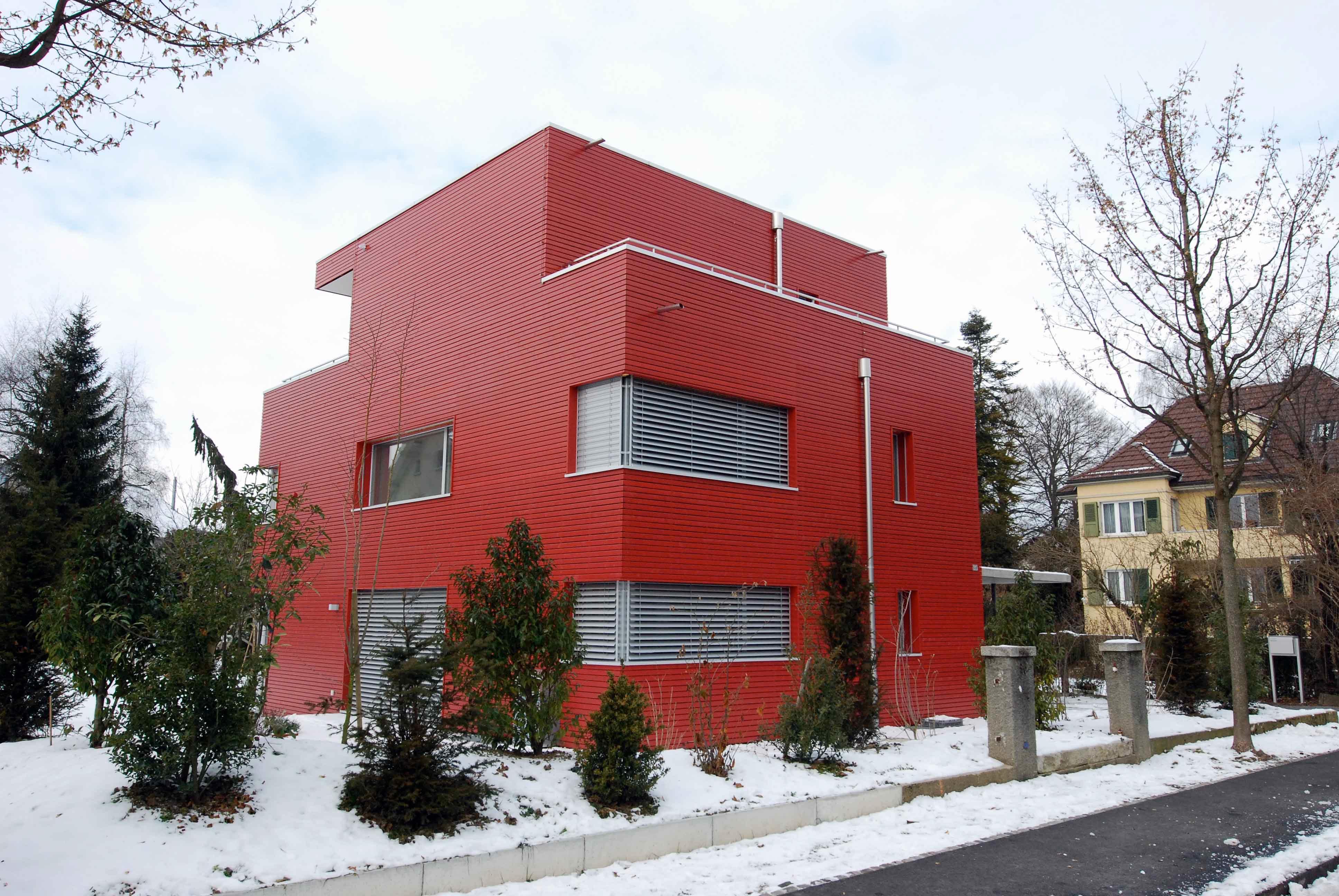  Der rote Kubus in Thun ist ein schönes Beispiel für eine Architektur-Reportage