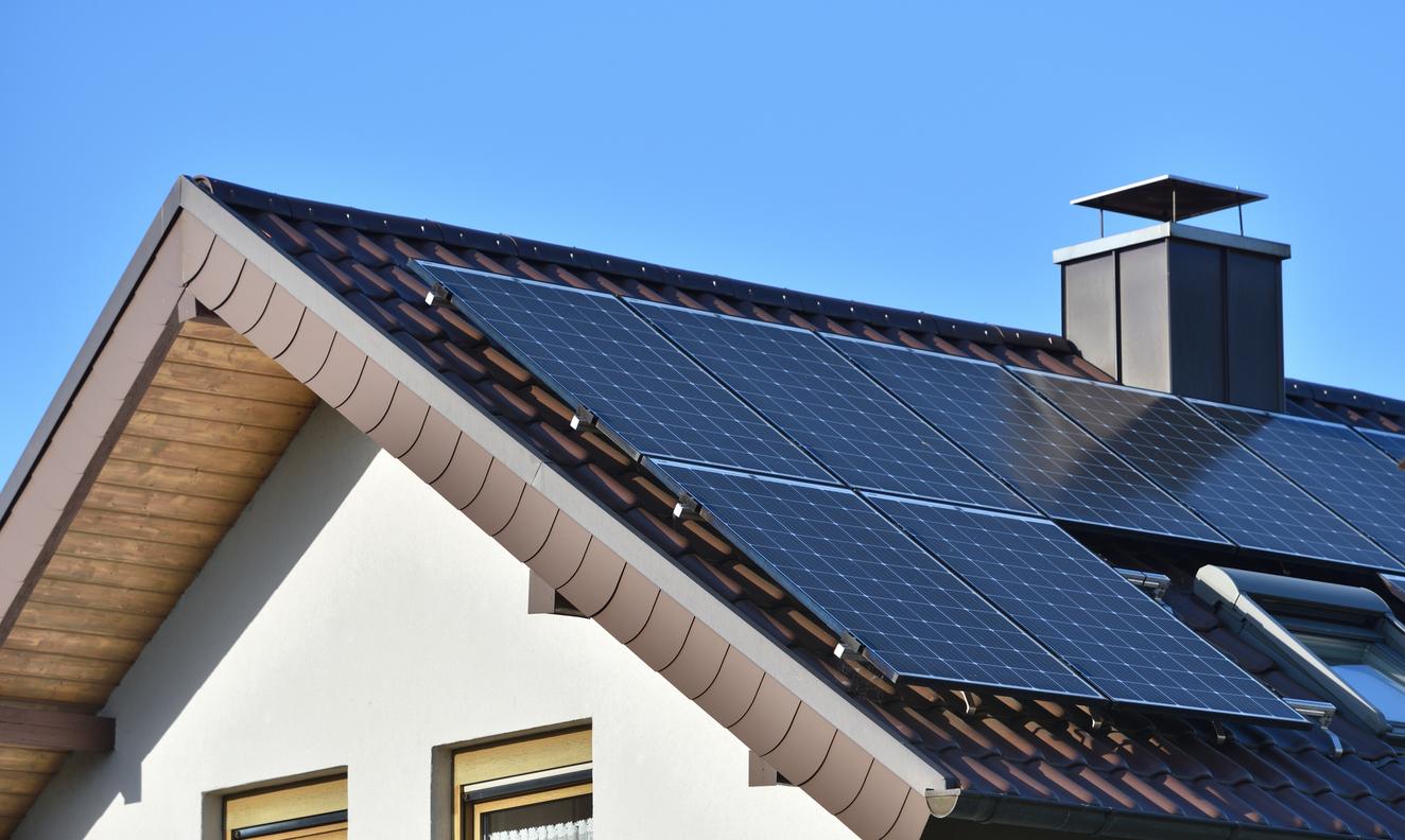  Erneuerbar Heizen: Solaranlagen erzeugen lokale, klimafreundliche Energie